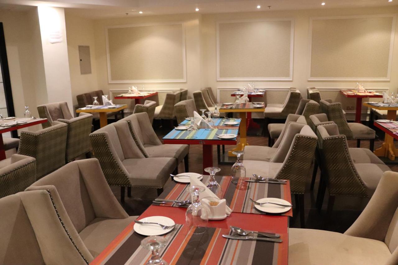 Buraq Hotel Дубай Экстерьер фото