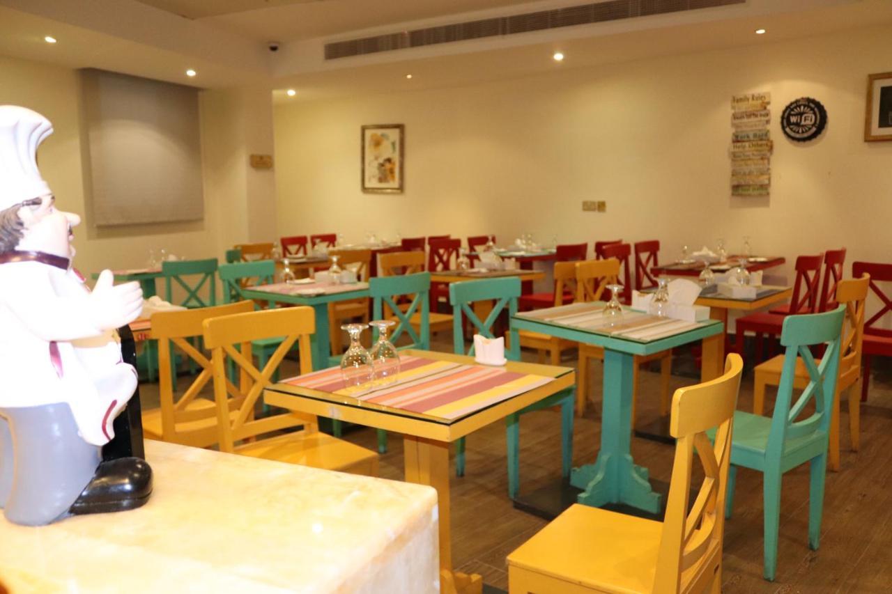 Buraq Hotel Дубай Экстерьер фото