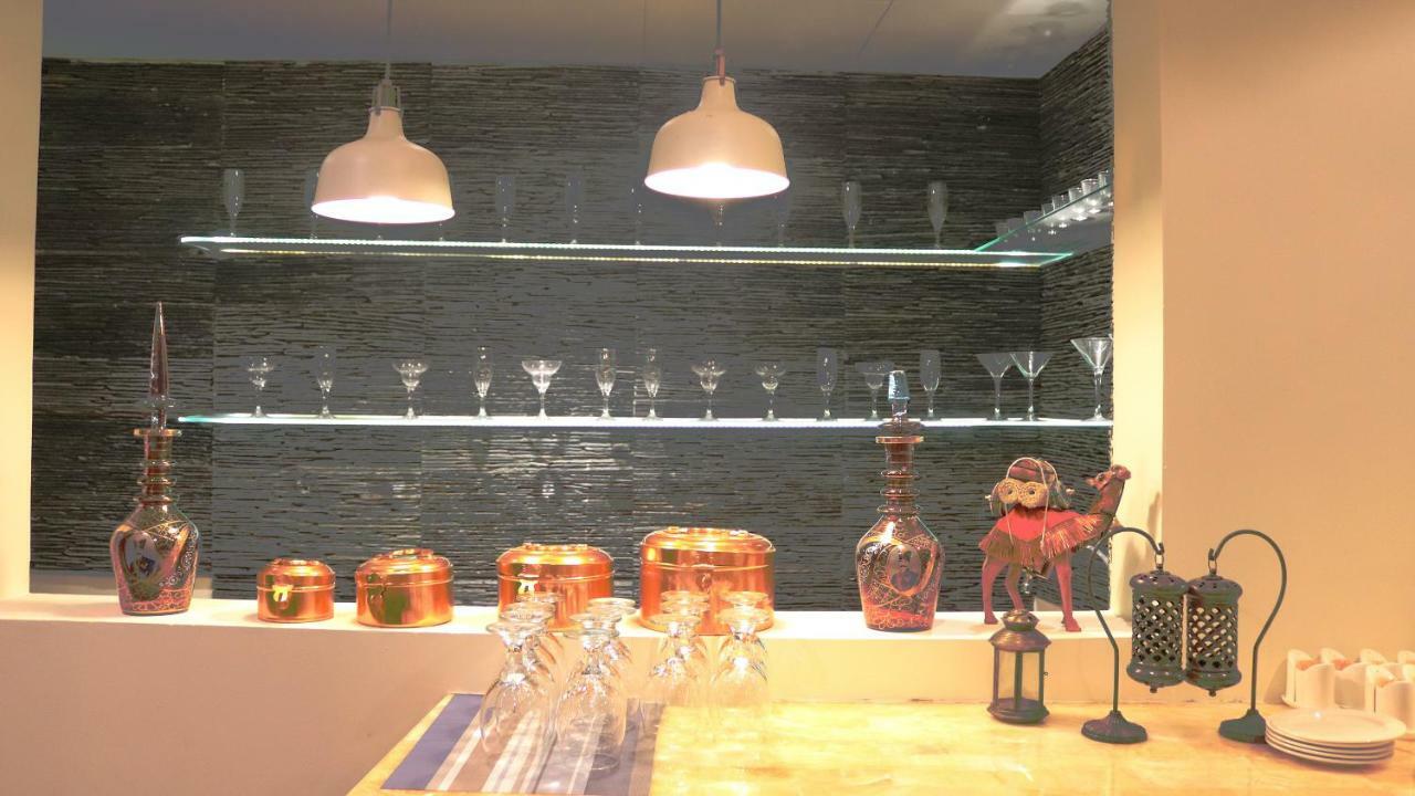 Buraq Hotel Дубай Экстерьер фото