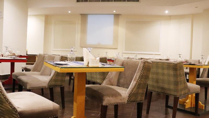 Buraq Hotel Дубай Экстерьер фото