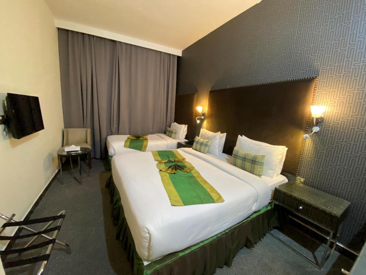 Buraq Hotel Дубай Экстерьер фото